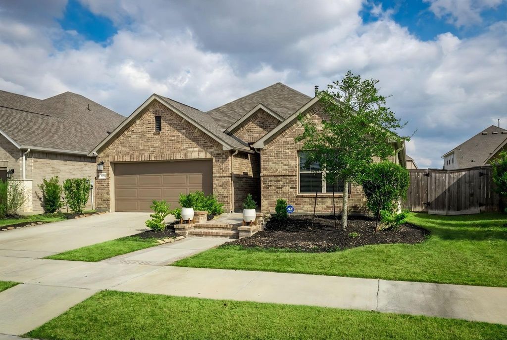 Photo of 14914 Big Bend Ranch Drive, Cypress, TX 77433 (MLS # 54890033)