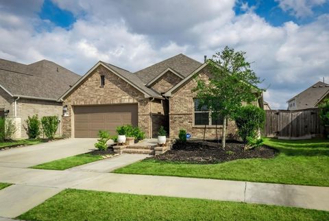 Photo of 14914 Big Bend Ranch Drive, Cypress, TX 77433 (MLS # 54890033)