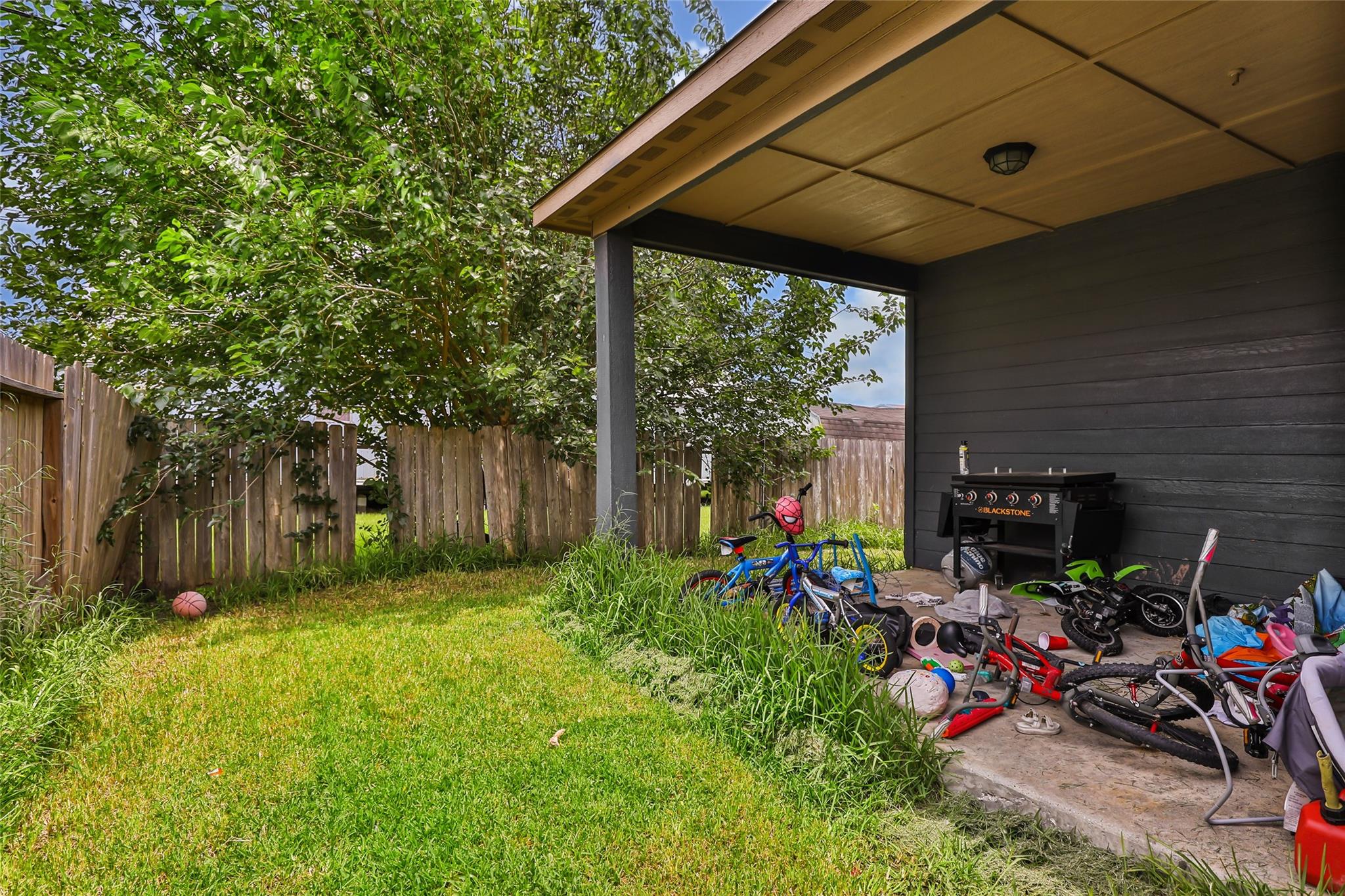 2707 Tracy Lane