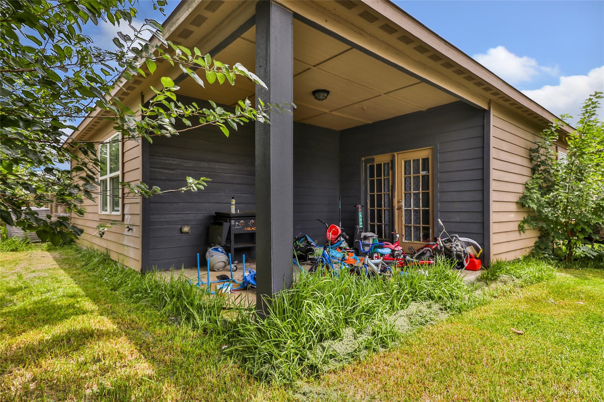 2707 Tracy Lane