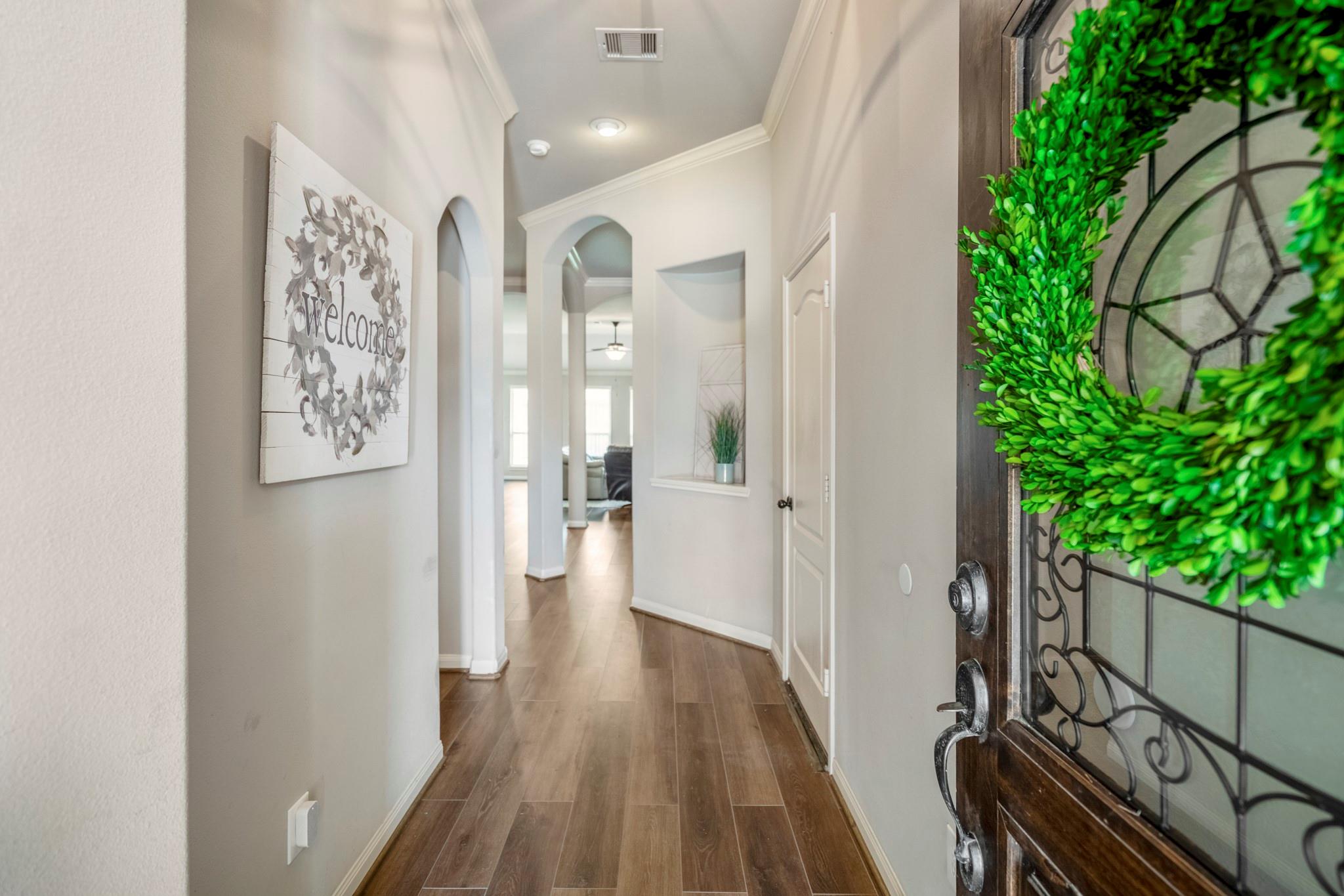 8914 Hummingbird Glen Court