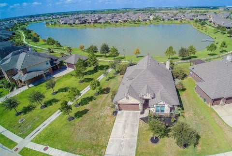 Photo of 8803 E Windhaven Terrace Trail, Cypress, TX 77433 (MLS # 18873990)