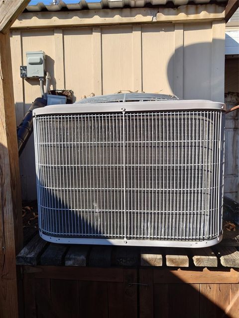 Tiny photo for 10546 Hammerly Boulevard #323, Houston, TX 77043 (MLS # 83168672)