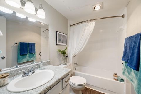 Photo of 8701 Town Park Drive #33-2273, Houston, TX 77036 (MLS # 92801399)