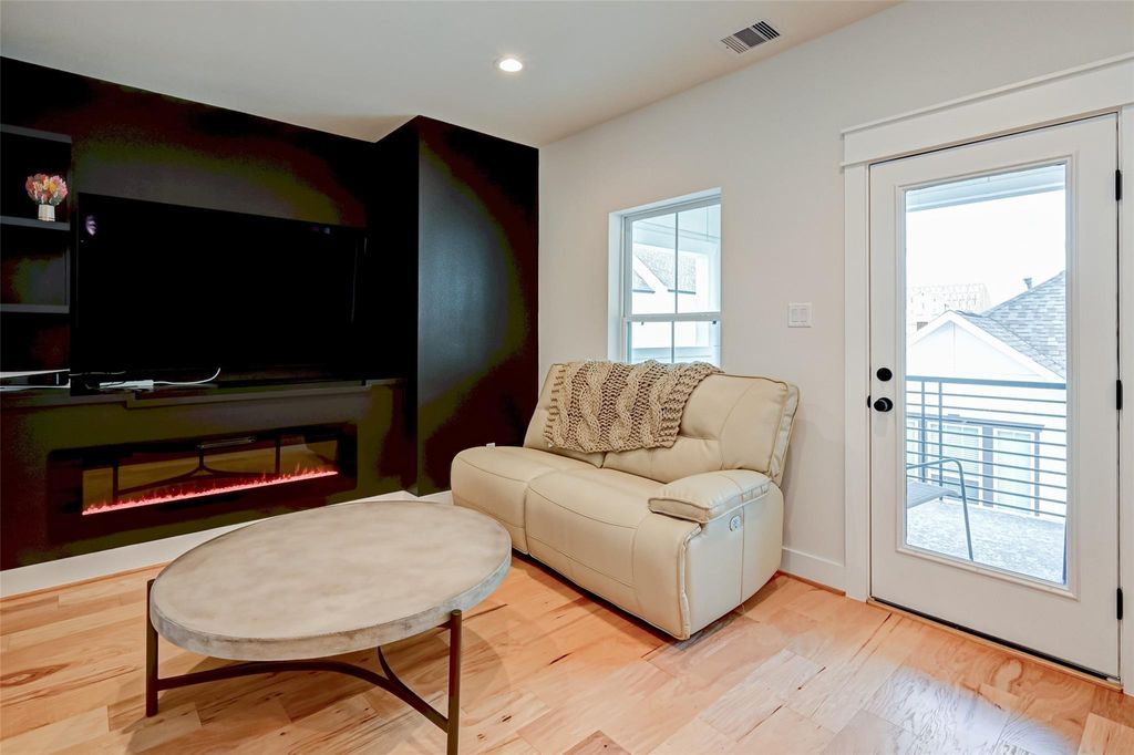 Photo of 5418 Wheatley Street #D, Houston, TX 77091 (MLS # 97118441)