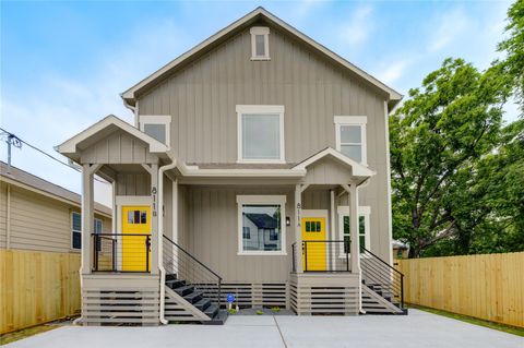 Photo of 811 E 39th Street #A, Houston, TX 77022 (MLS # 65053579)