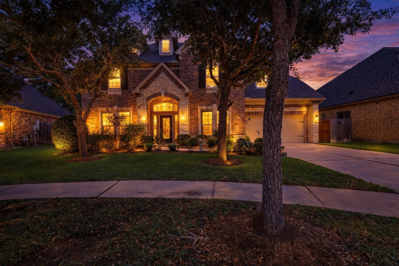 8105 Tranquil Lake Way