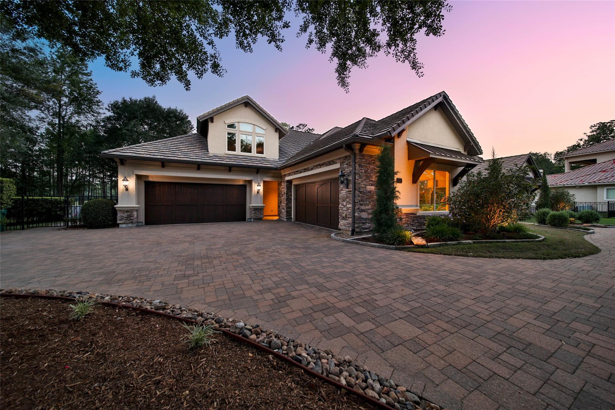 852 Eagle Pointe