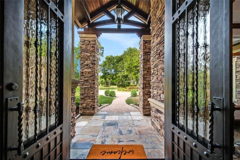 Tiny photo for 852 Eagle Pointe, Montgomery, TX 77316 (MLS # 35524093)