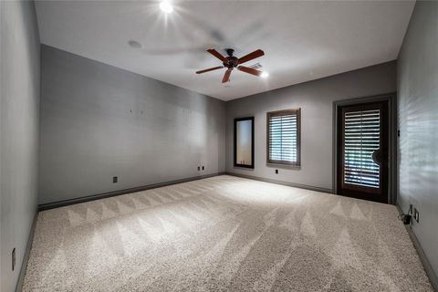 Tiny photo for 852 Eagle Pointe, Montgomery, TX 77316 (MLS # 35524093)