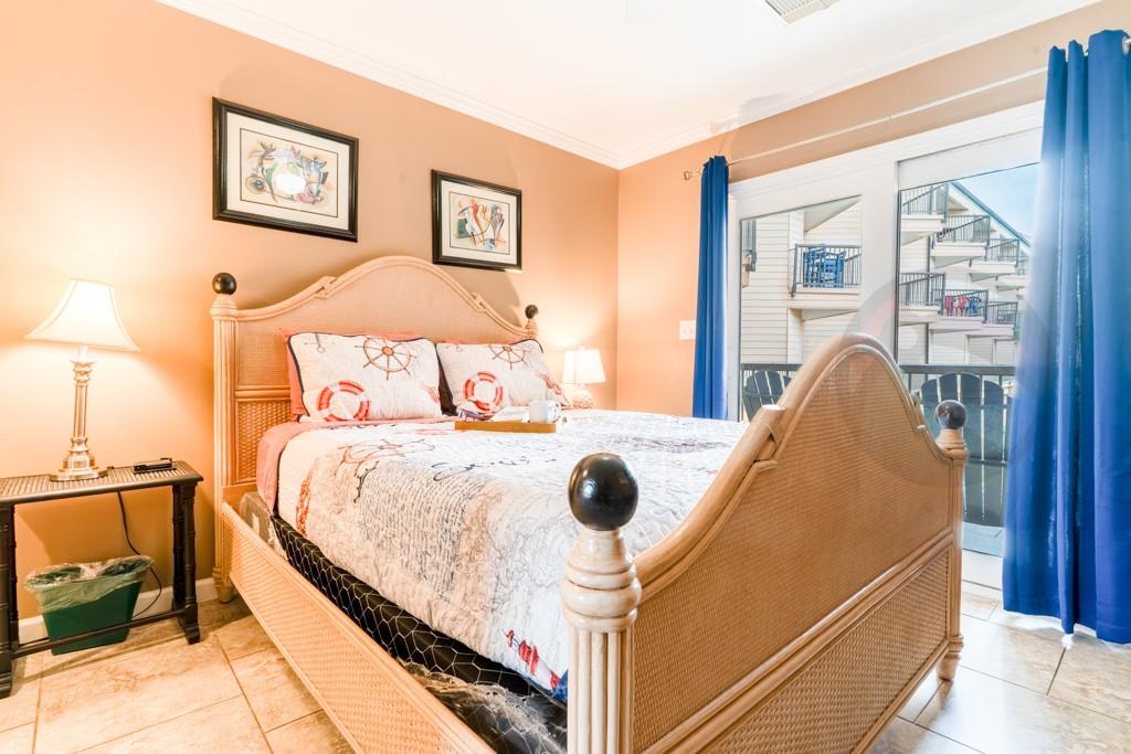 9520 Seawall Boulevard 143