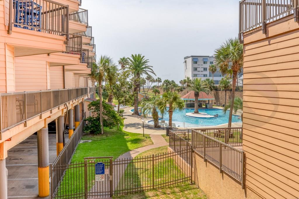 9520 Seawall Boulevard 143