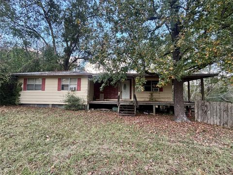 Photo of 10663 Royal Campbell Drive, Conroe, TX 77303 (MLS # 3544812)