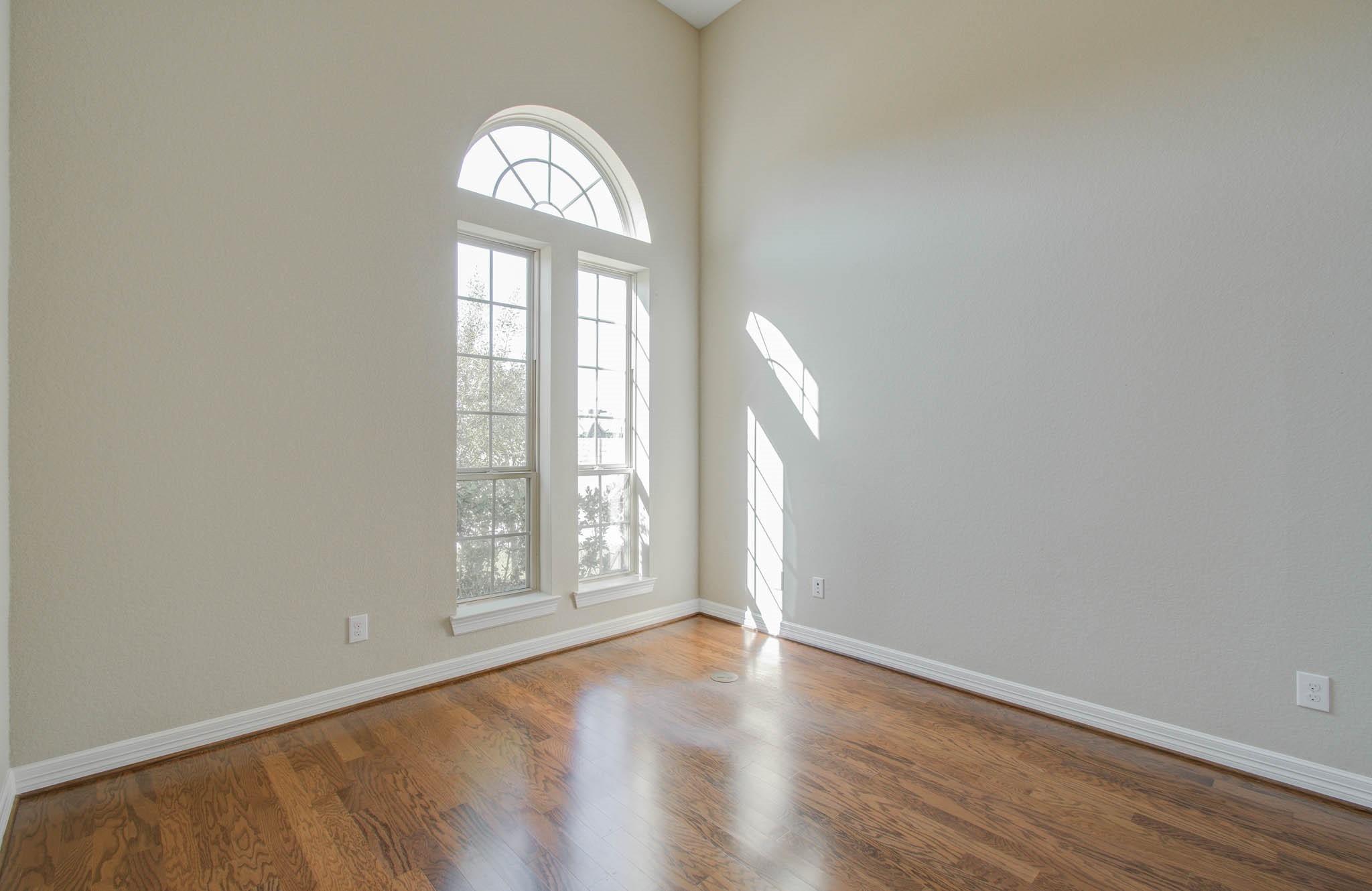 27911 Seger Bend Trail