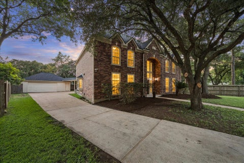 Tiny photo for 4302 Browning Court, Sugar Land, TX 77479 (MLS # 86597516)