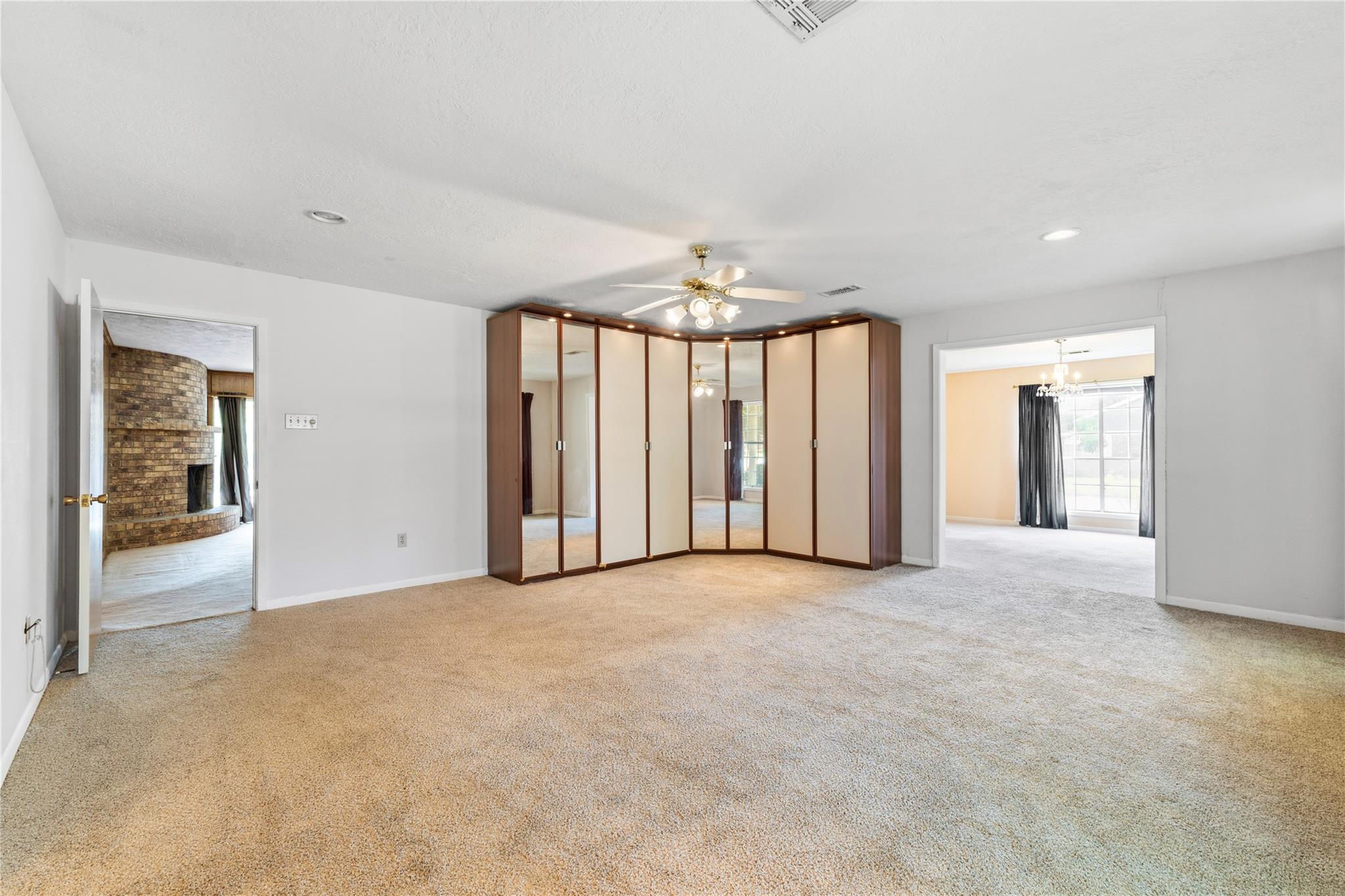 2117 S Houston Road