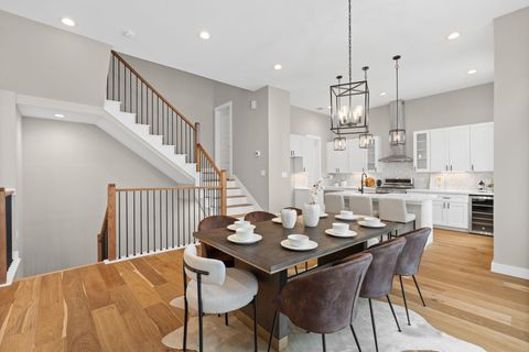 Photo of 1173 W 19th Street, Houston, TX 77008 (MLS # 37361495)