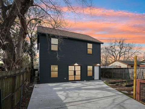 Photo of 1410 Elliott Street #B, Houston, TX 77023 (MLS # 33338833)