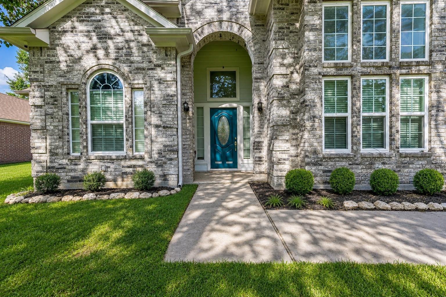 757 Forest Lane Drive