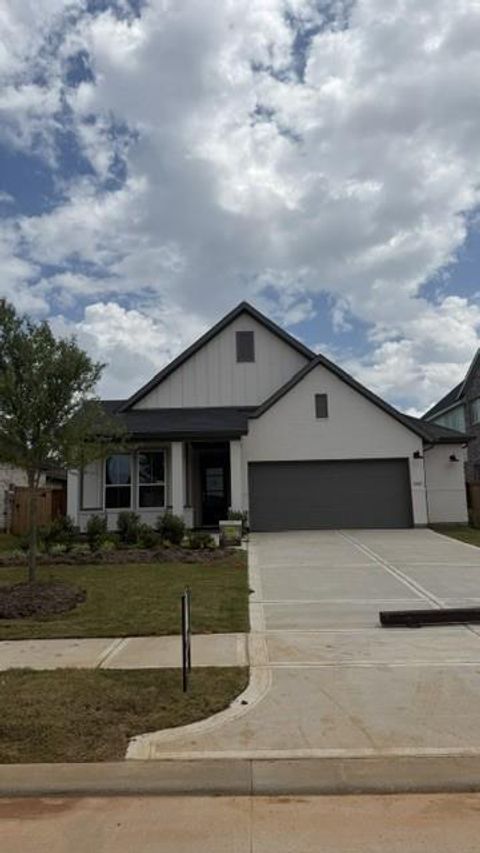 Photo of 6917 Nubuck Drive, Montgomery, TX 77316 (MLS # 17418411)