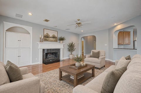 Tiny photo for 6106 Laguna Del Rey Drive, Houston, TX 77041 (MLS # 46756992)