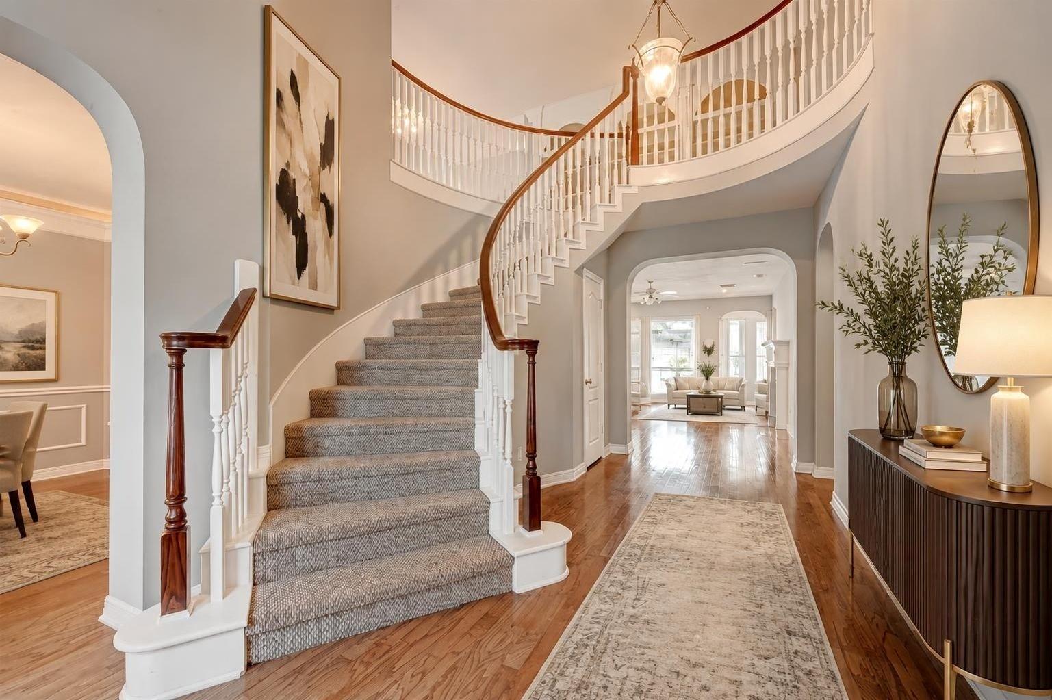 6106 Laguna Del Rey Drive