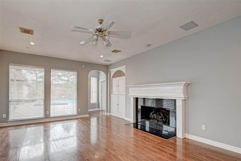 Tiny photo for 6106 Laguna Del Rey Drive, Houston, TX 77041 (MLS # 46756992)