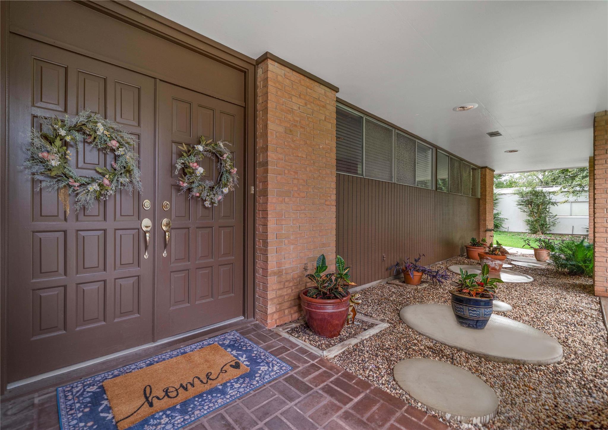 106 Ridgewood Road