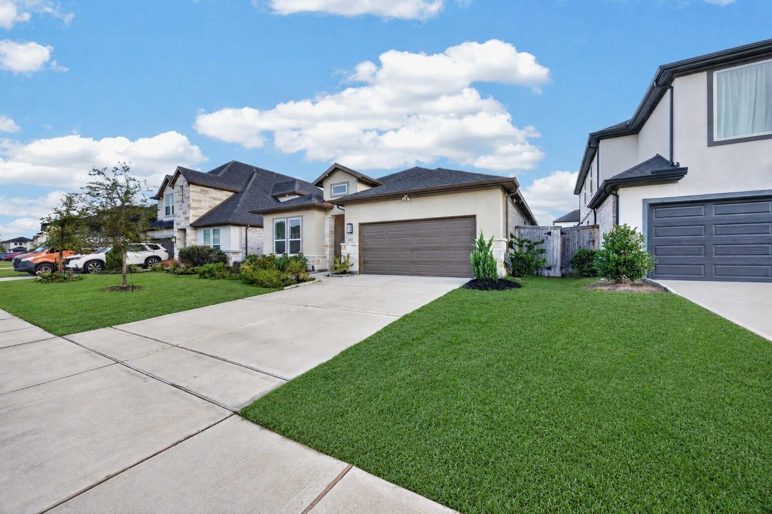 21622 Laggan Cliff Lane