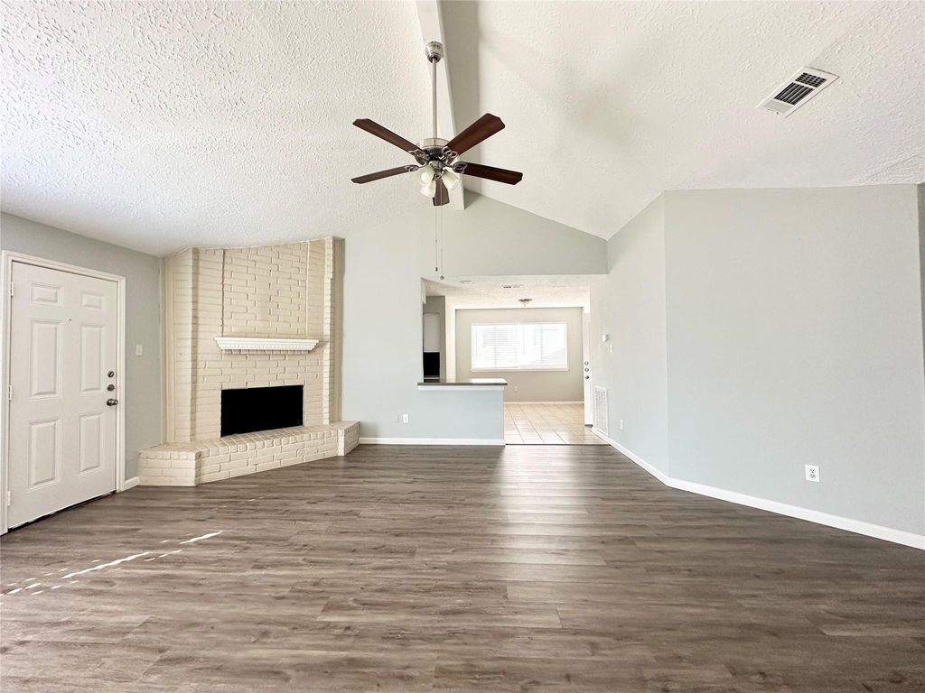 Photo of 6722 Kearney Drive, Richmond, TX 77469 (MLS # 48244264)