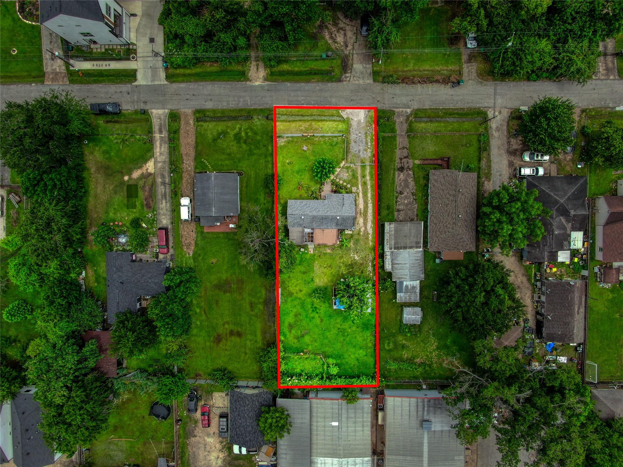 906 Woodcrest Drive