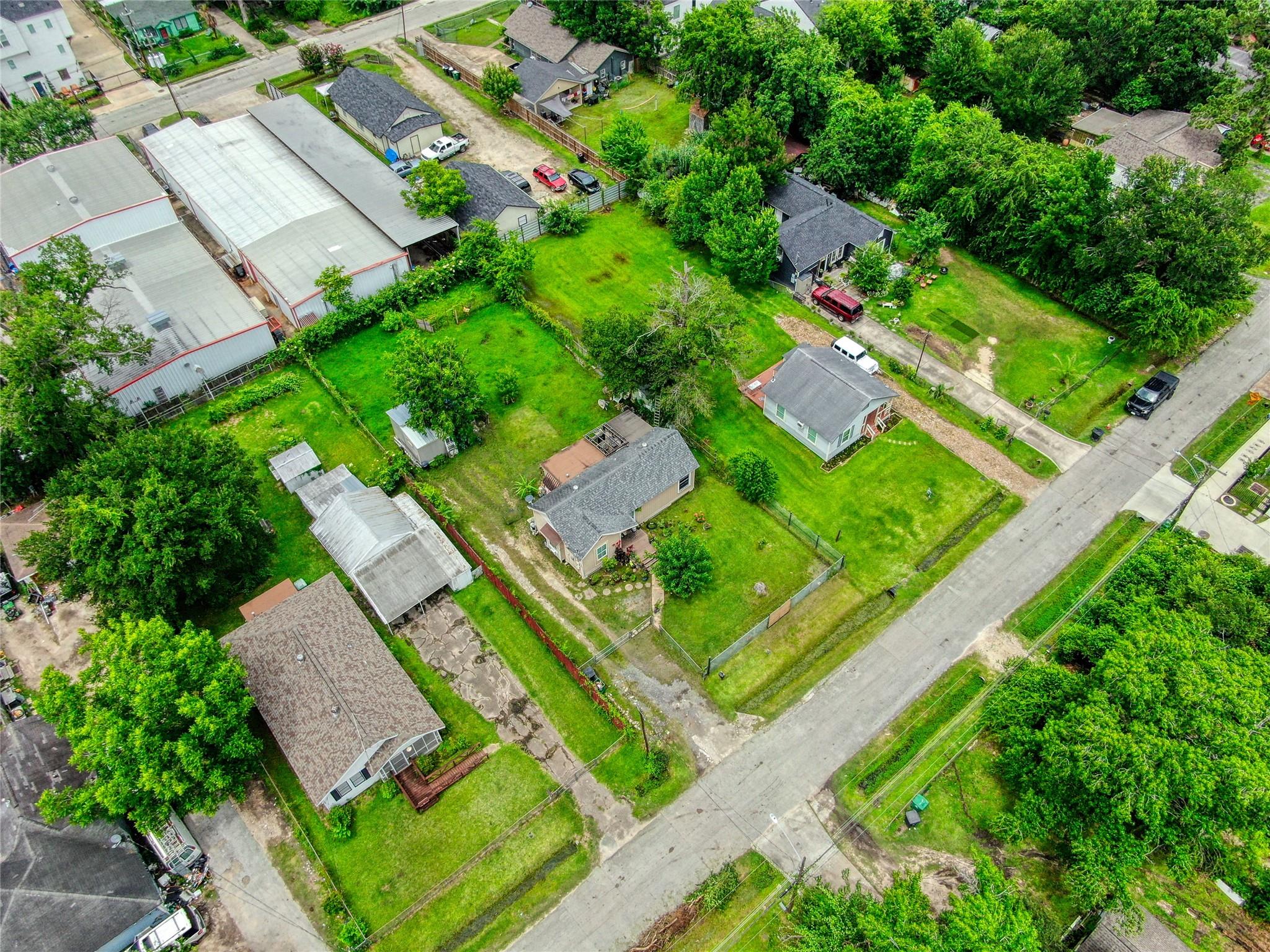 906 Woodcrest Drive