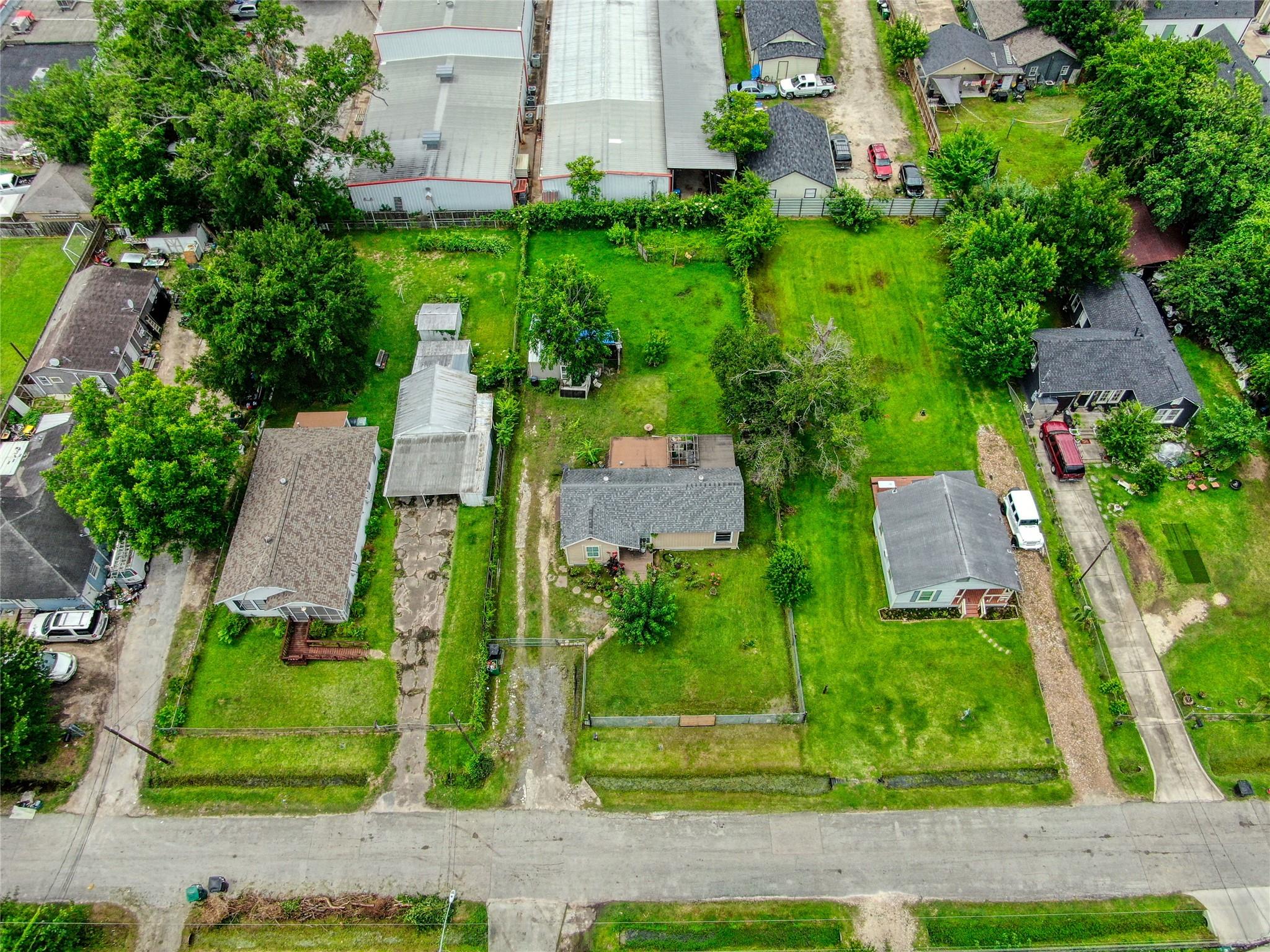 906 Woodcrest Drive