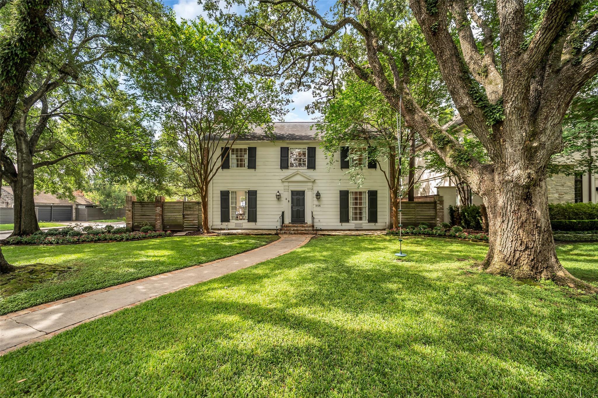 3105 Locke Lane