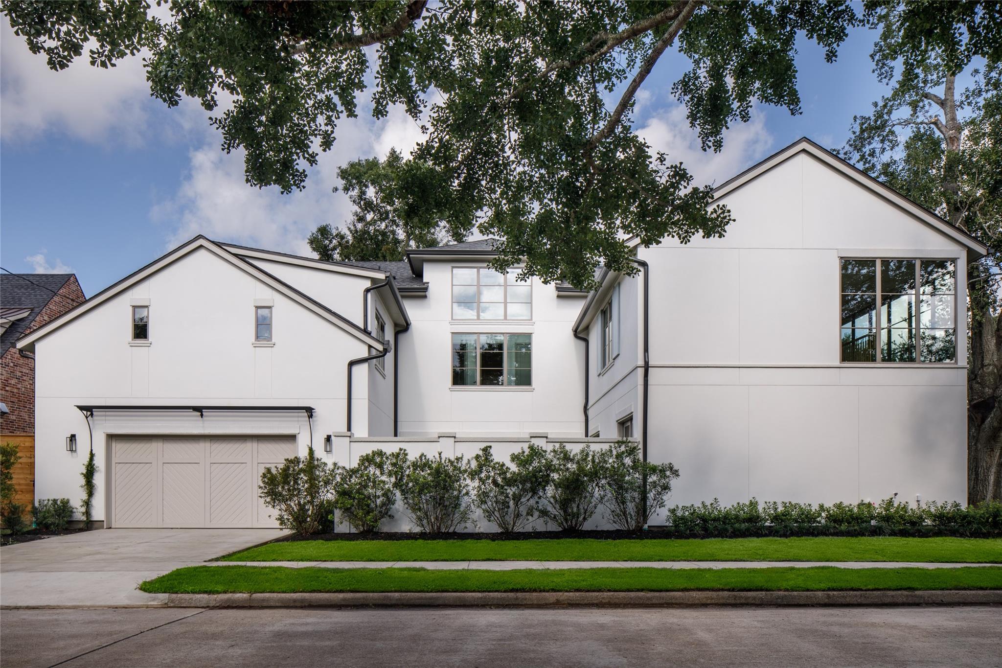 2627 Tangley Road