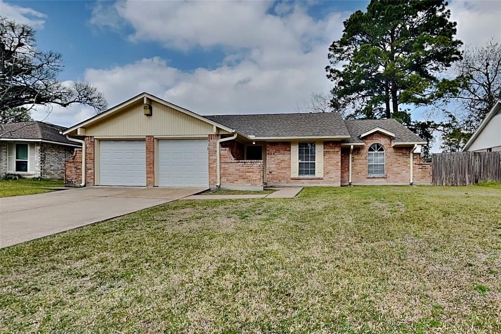 Photo of 2315 Shadbury Court, Houston, TX 77339 (MLS # 6038801)