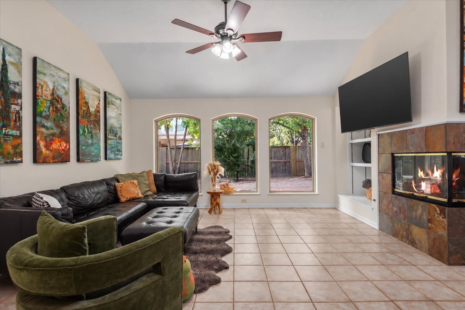 1103 Compass Cove Circle
