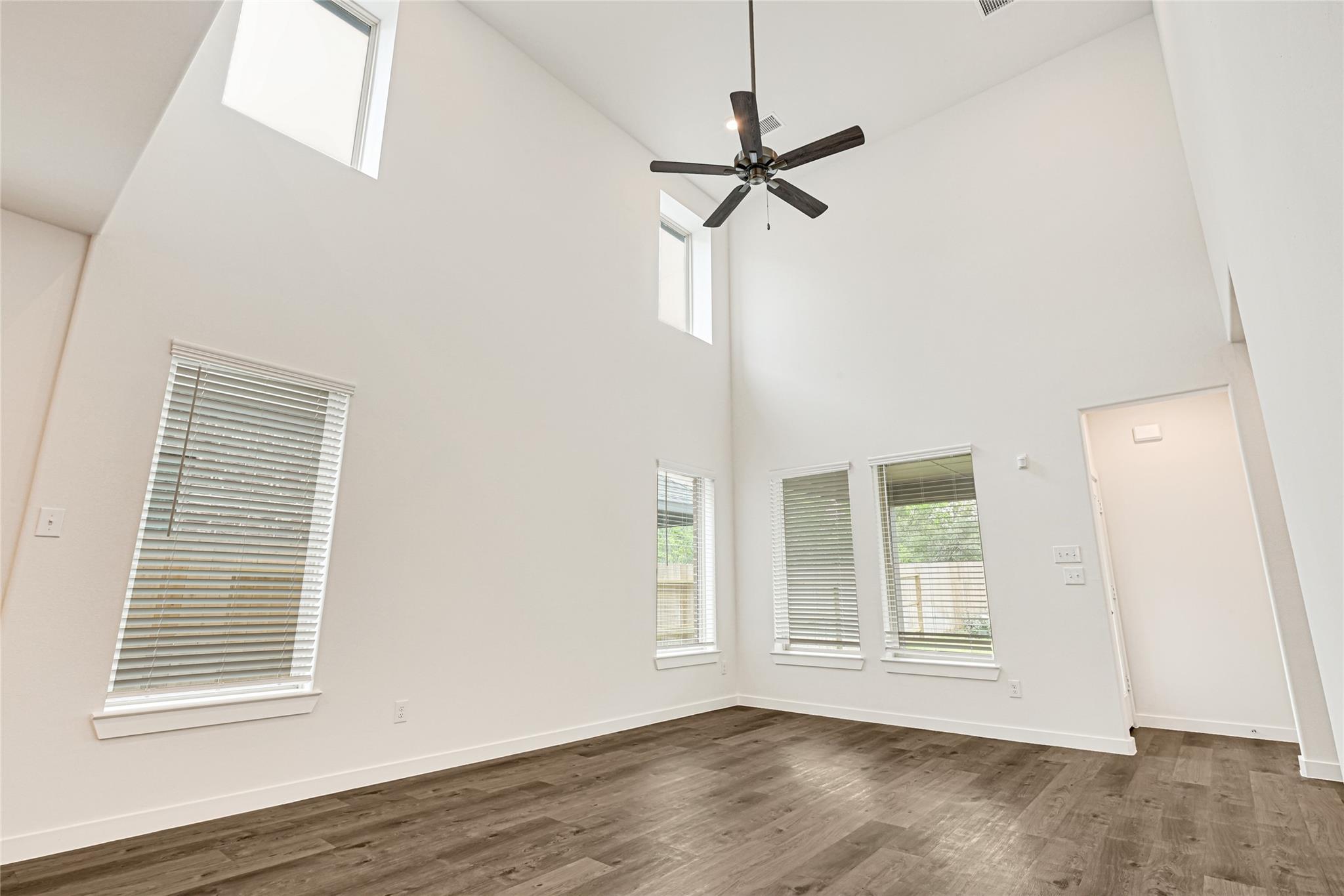 31823 Autumn Spur Ln