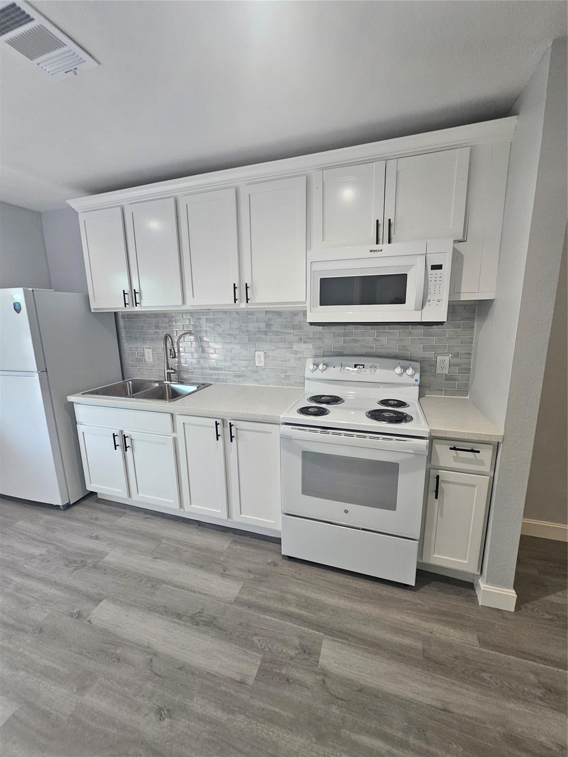 4724 4th Units B,C,D,E Street