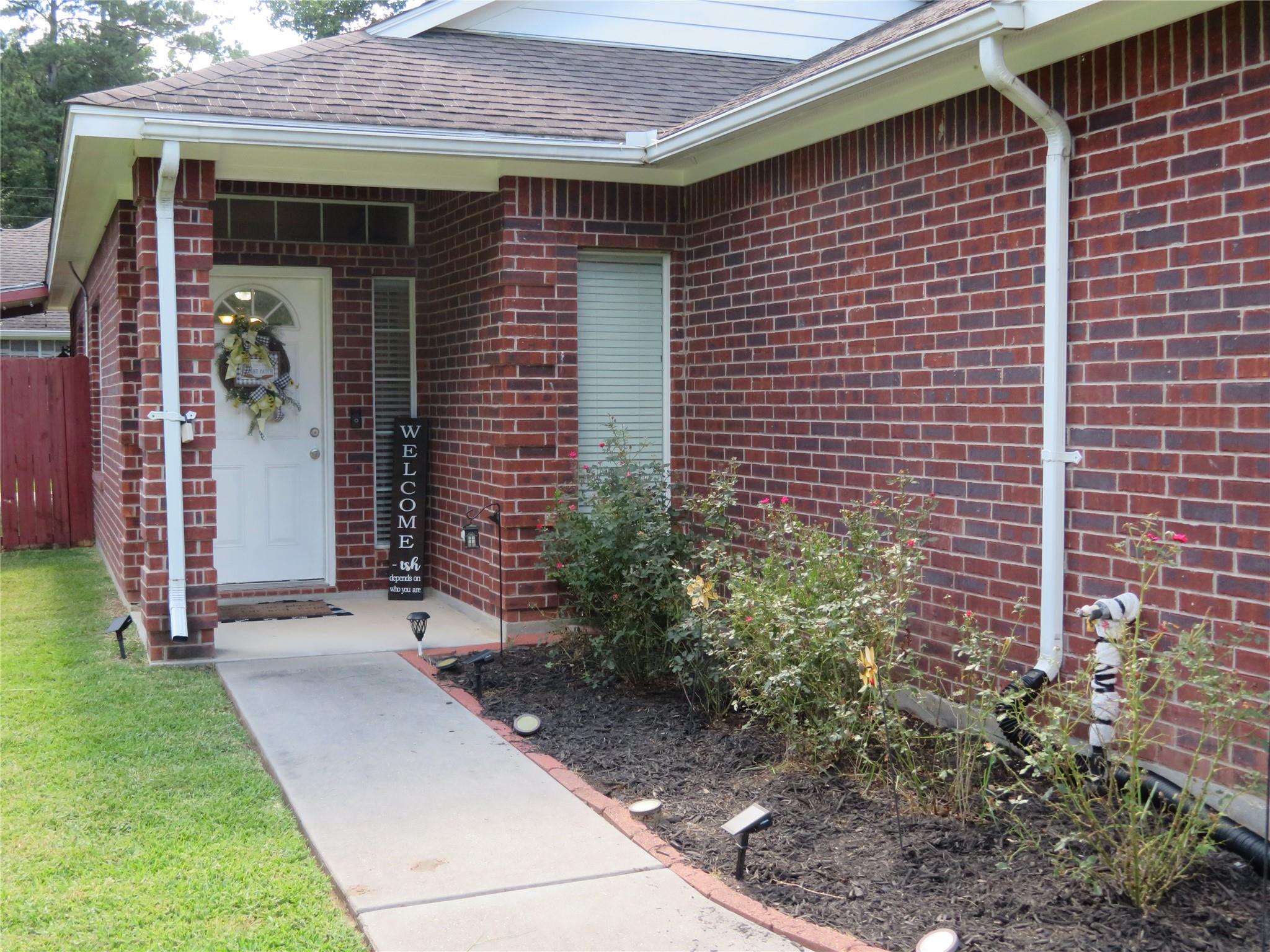 422 E Hunting Tower Run