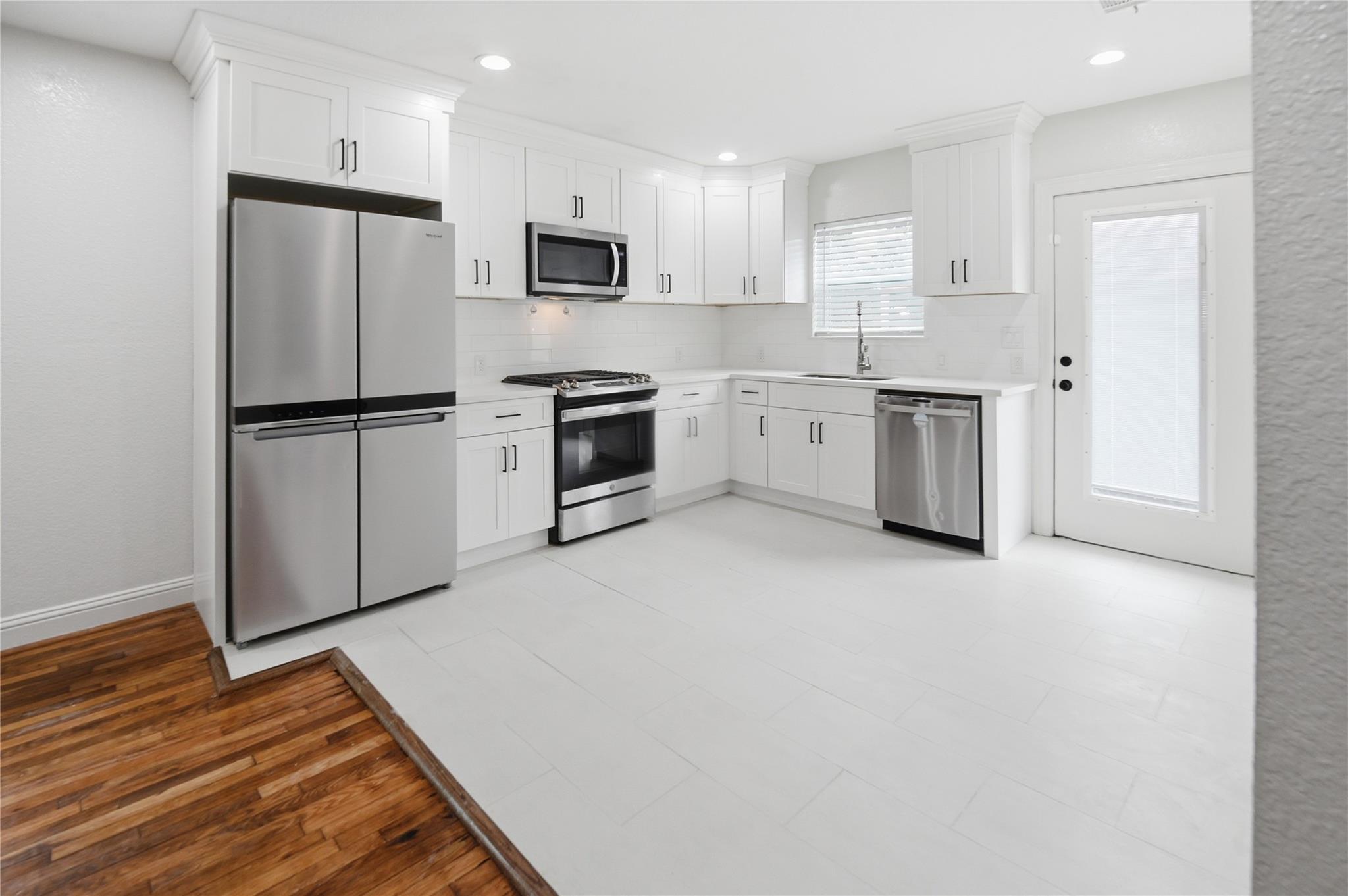 318 2nd Street N