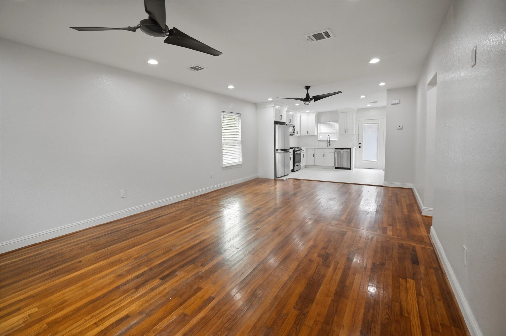 318 2nd Street N