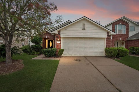Photo of 14735 Mesa Village Drive, Houston, TX 77053 (MLS # 52546131)