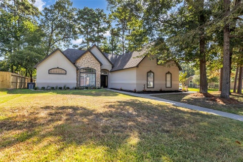 Photo of 3002 Pine Chase Drive, Montgomery, TX 77356 (MLS # 49255640)