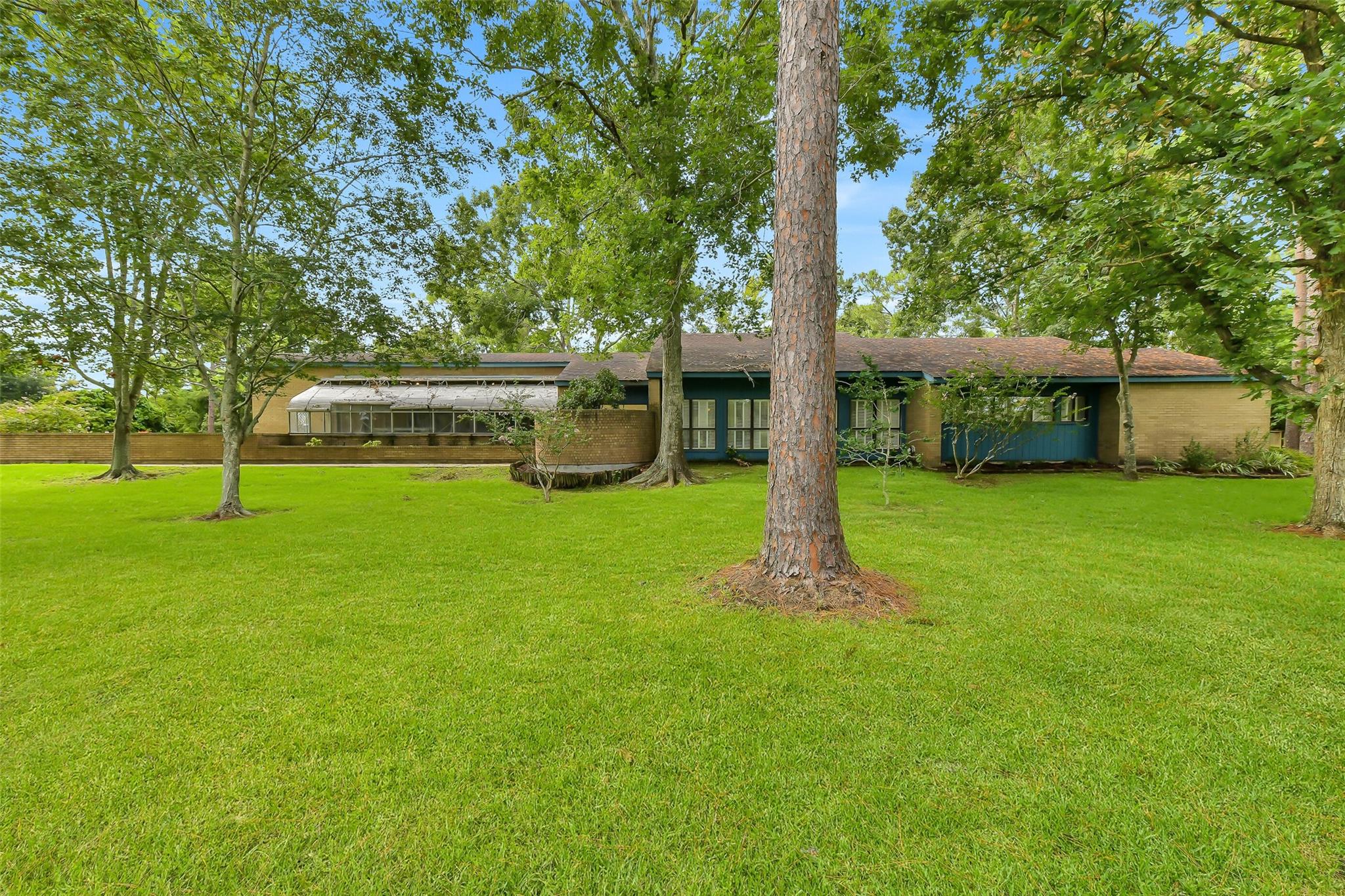 1102 Cowards Creek Drive