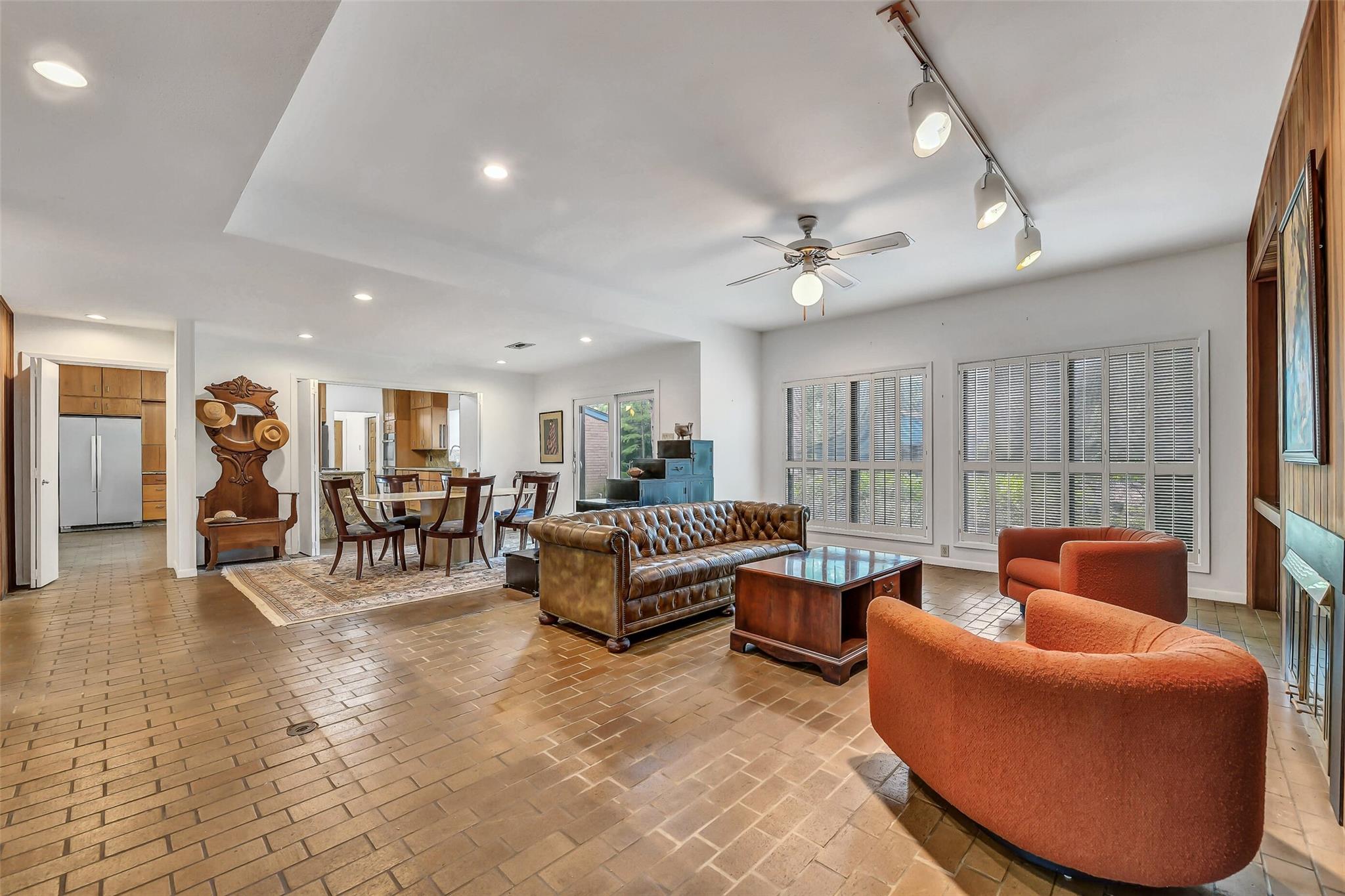 1102 Cowards Creek Drive