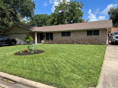 Photo of 2825 Encino Avenue, Bay City, TX 77414 (MLS # 3287095)