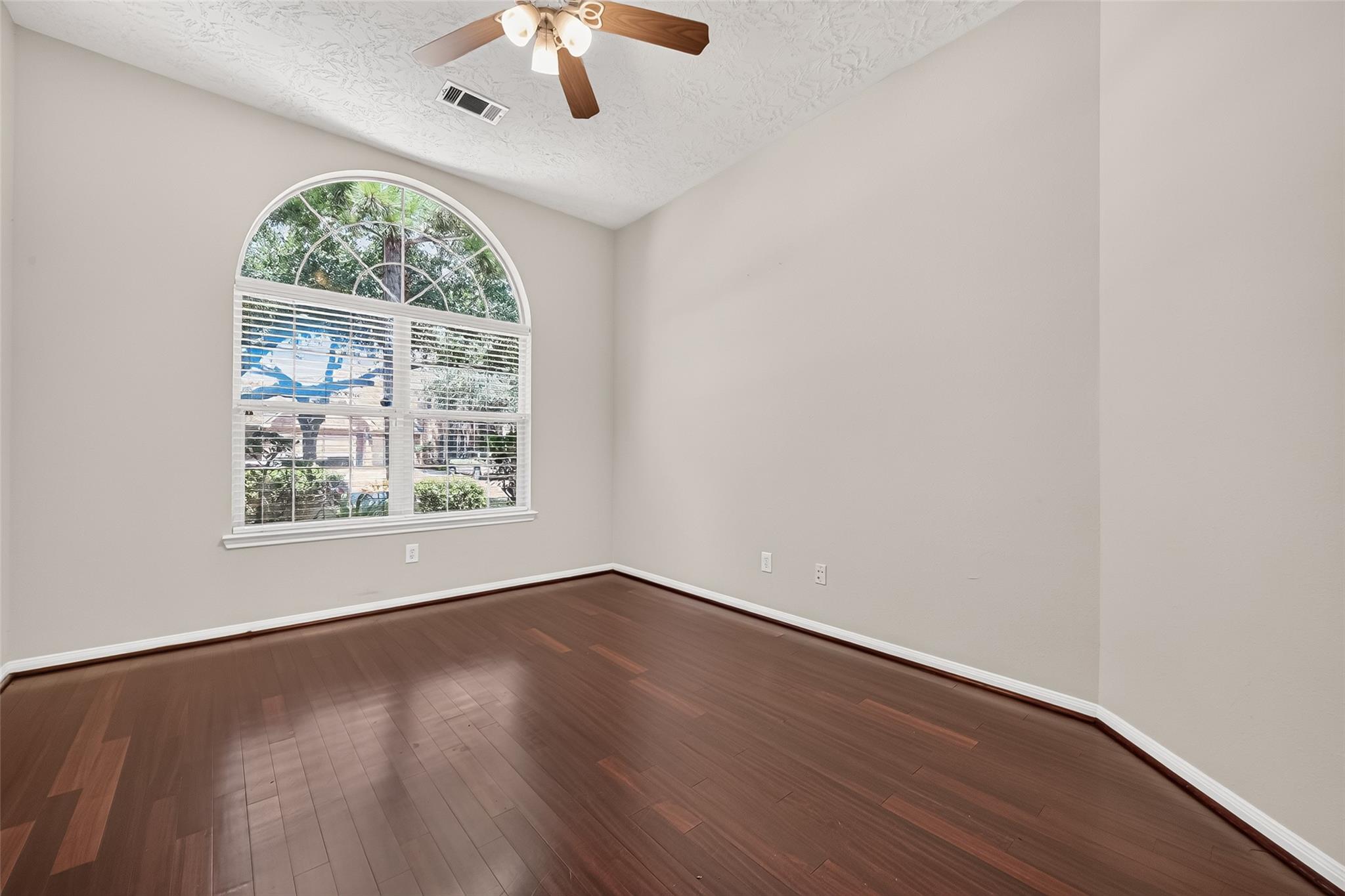 1514 Coyote Hills Lane