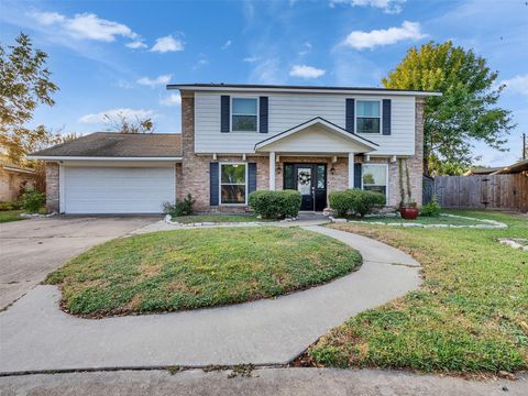 925 N Amy Drive Deer Park TX 77536