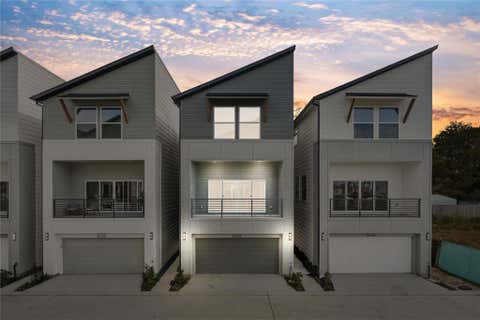 Photo of 4710 Moving Meadows Drive Dr, Houston, TX 77018 (MLS # 27228080)